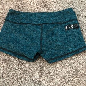 Single lined turquoise heather original Fleo’s